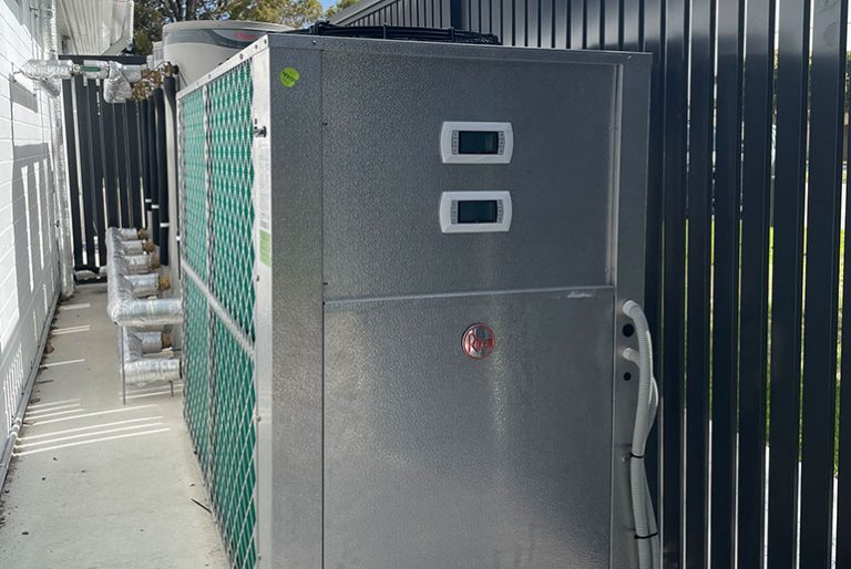 Rheem Commercial delivers first installation of new YF Series in Western Australia Rheem worked to install the new YF series in Western Australia to enhance Robertsbridge Reserve's facilities.